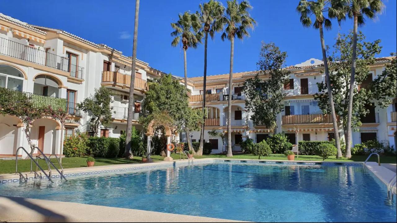 Lovely Apartment In Denia; El Patio Экстерьер фото