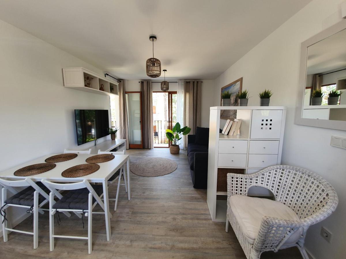 Lovely Apartment In Denia; El Patio Экстерьер фото